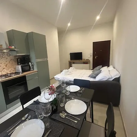 Carradori Apartment-centro Storico-autodromo * Имола