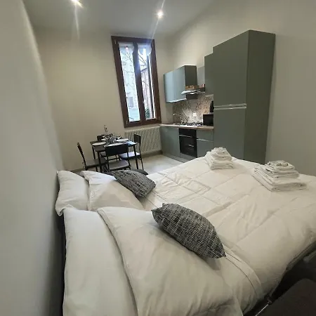 Carradori Apartment-centro Storico-autodromo * Имола