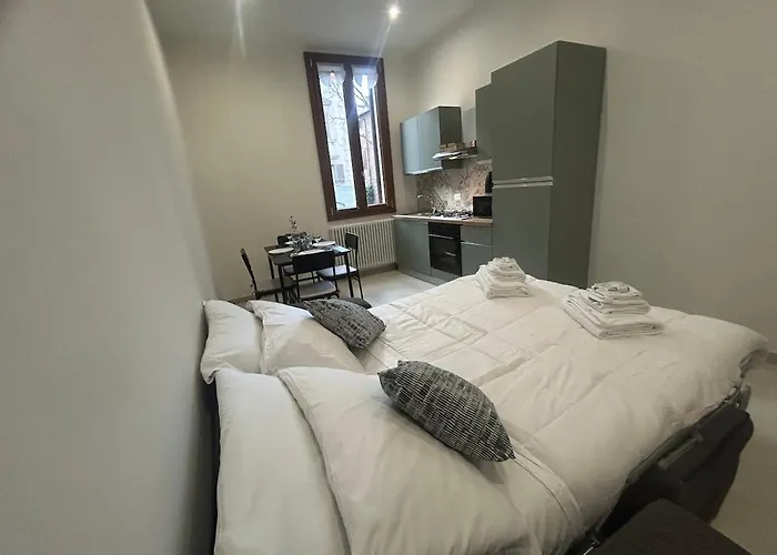 Carradori Apartment-centro Storico-autodromo * Imola